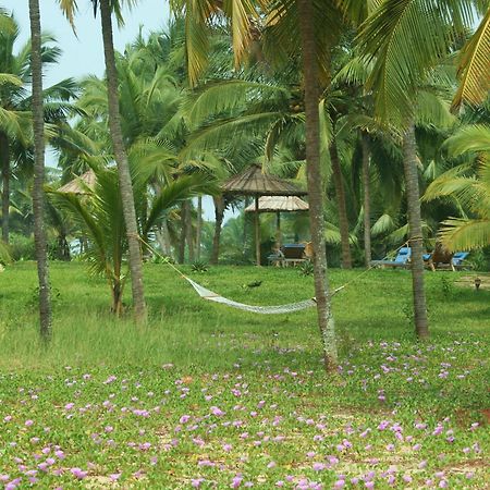 Neeleshwar Hermitage Nīleshwar Buitenkant foto
