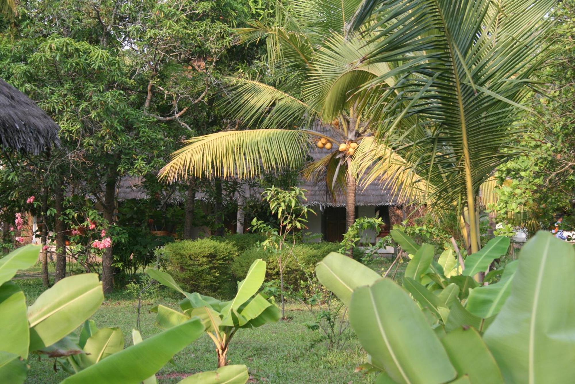 Neeleshwar Hermitage Nīleshwar Buitenkant foto