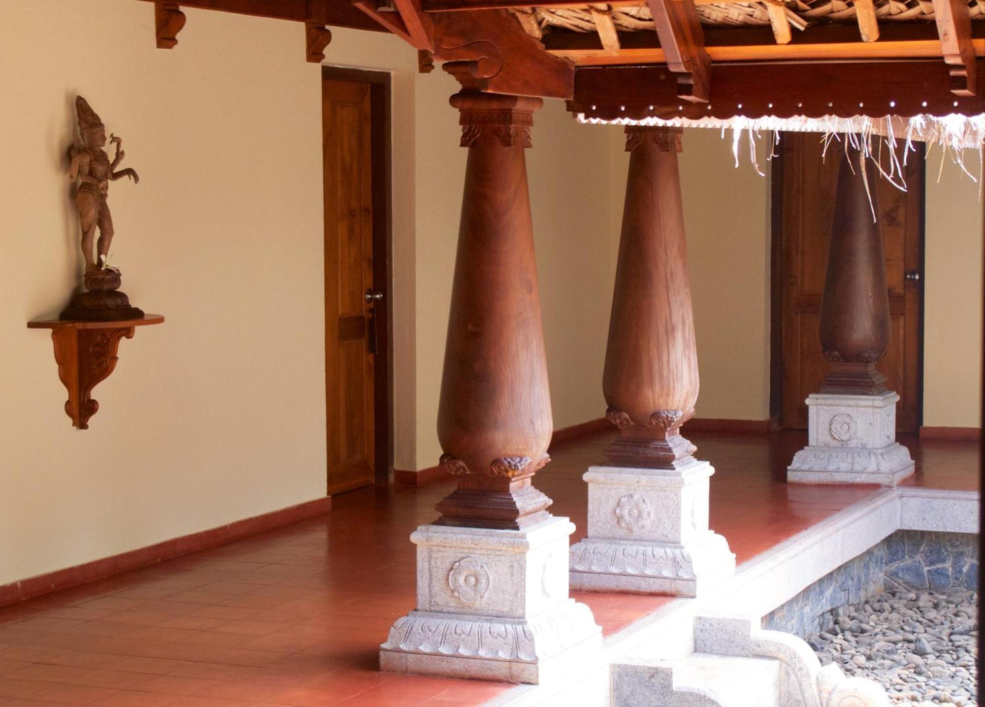 Neeleshwar Hermitage Nīleshwar Buitenkant foto