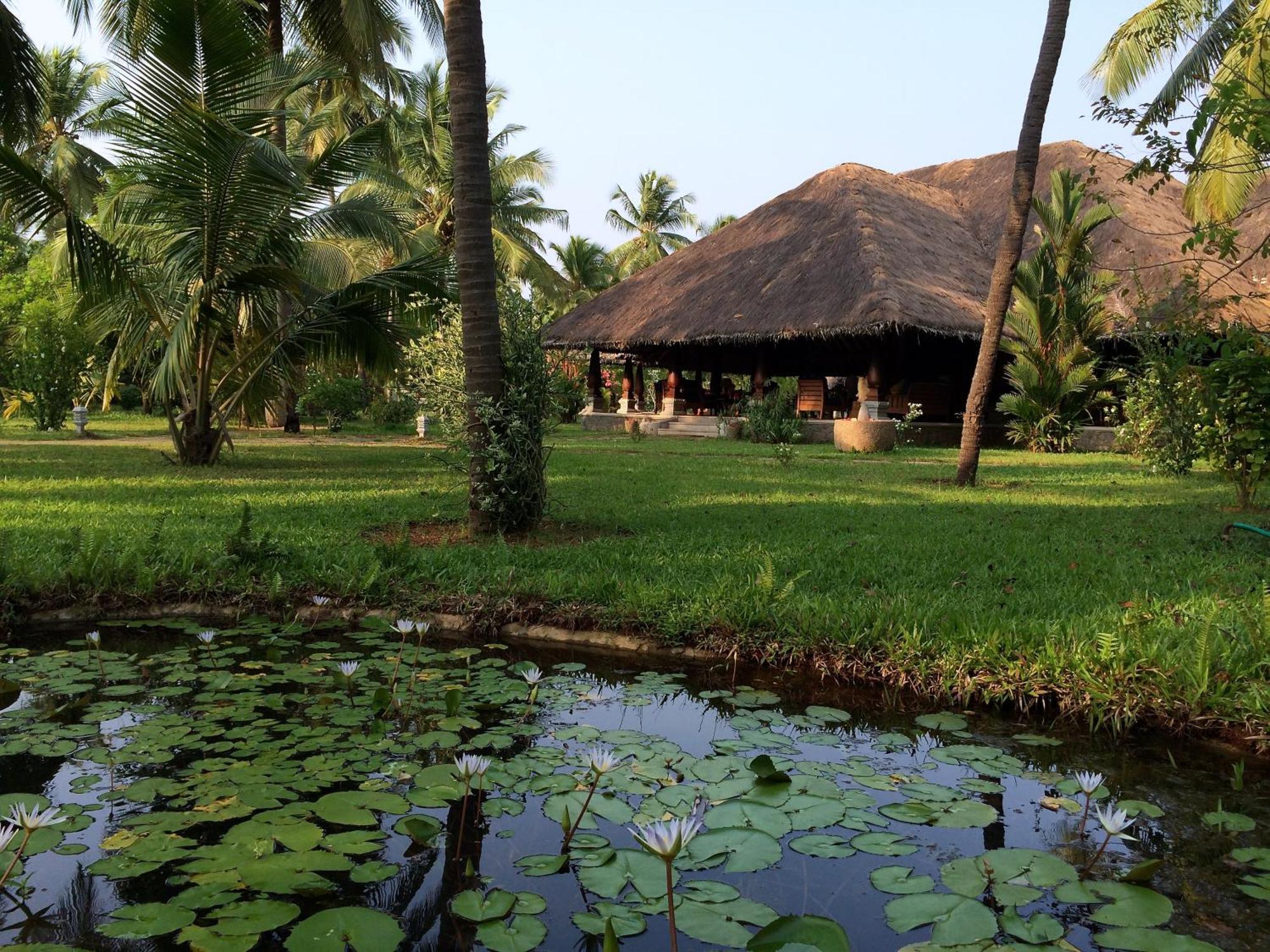 Neeleshwar Hermitage Nīleshwar Buitenkant foto