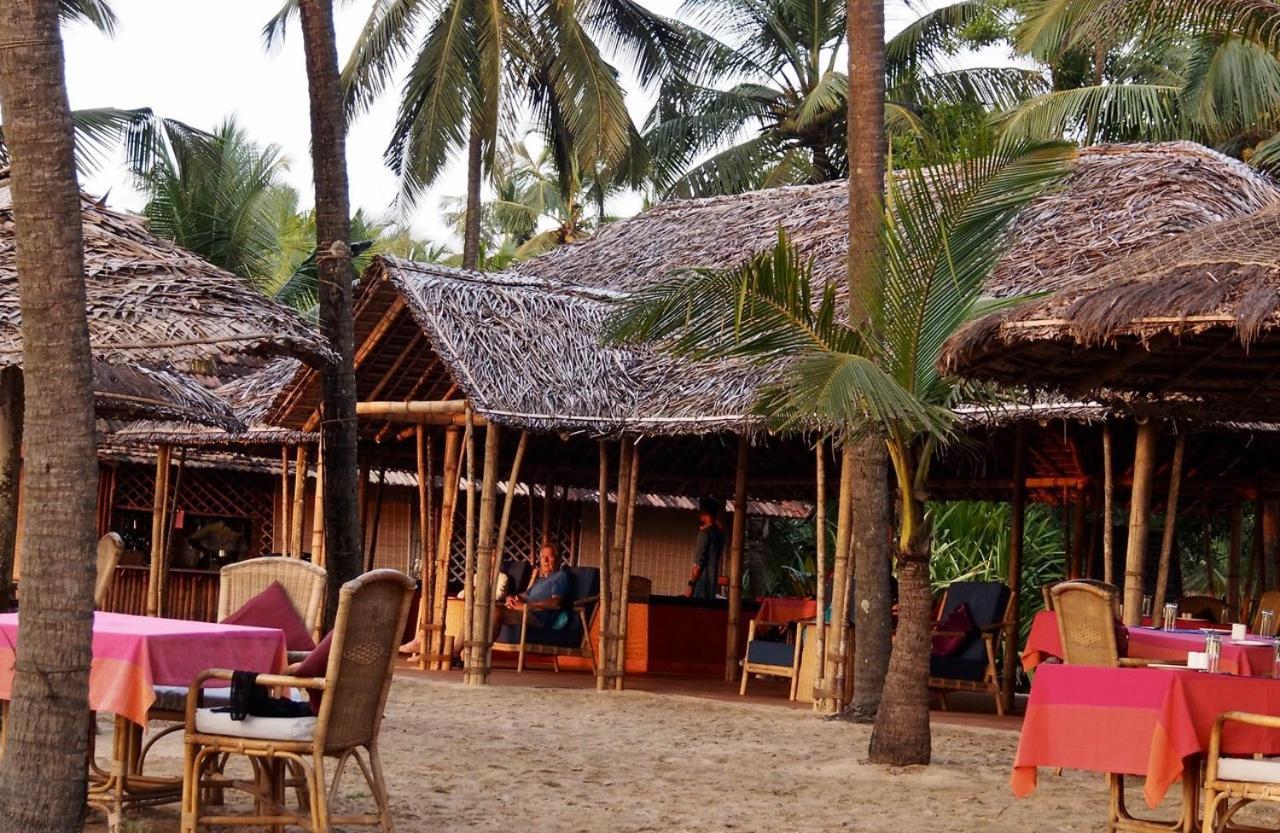 Neeleshwar Hermitage Nīleshwar Buitenkant foto